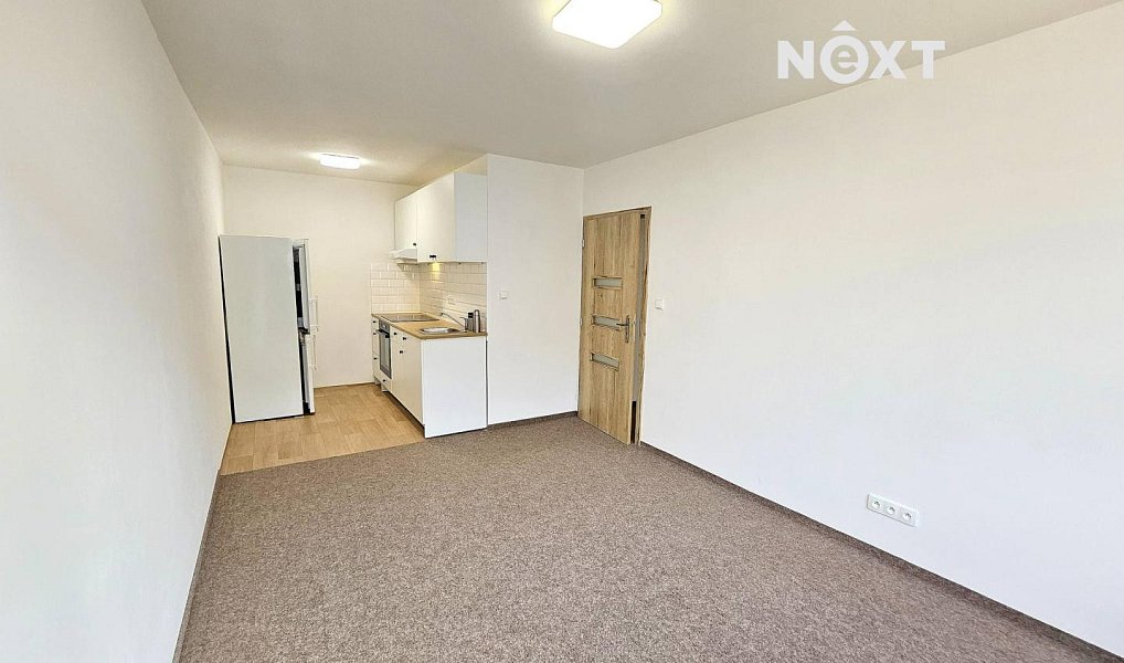 Pronájem bytu 2+kk 40 m², Kladno – náhled fotky 4