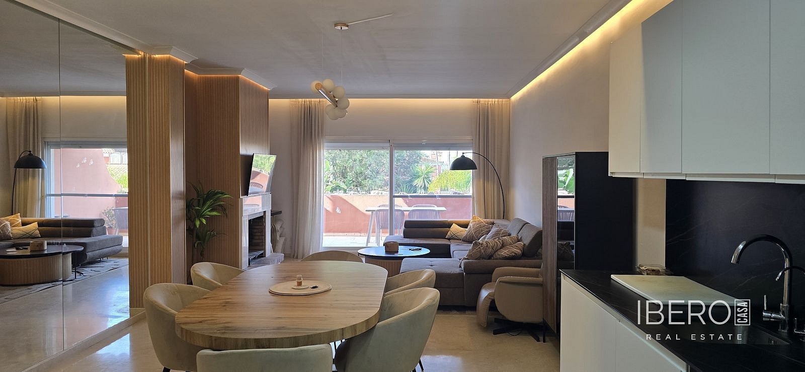 Prodej bytu 4+kk 136 m²