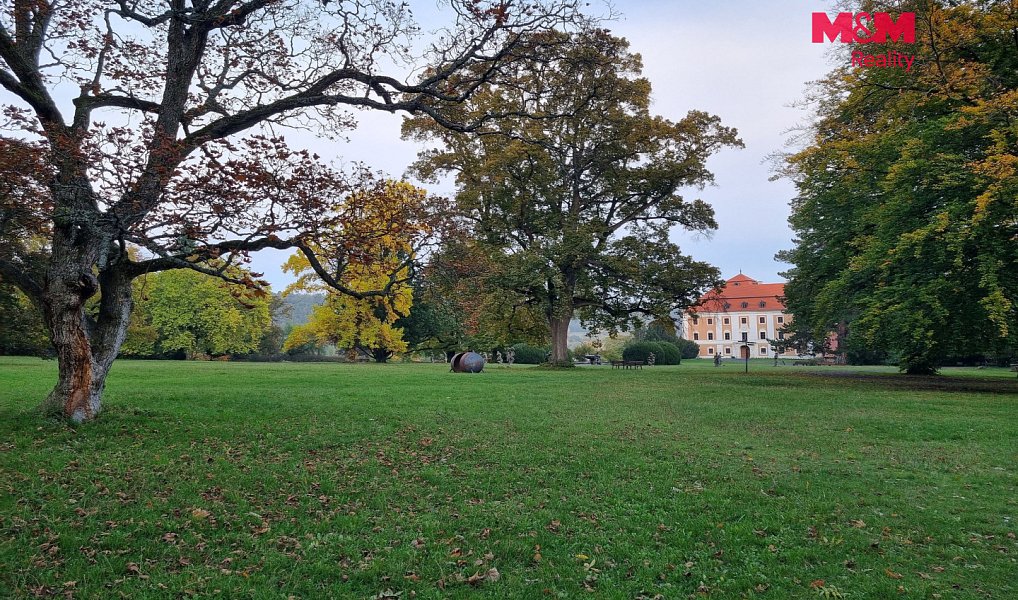 Prodej stavebního pozemku 1 556 m², Valeč – náhled fotky 21