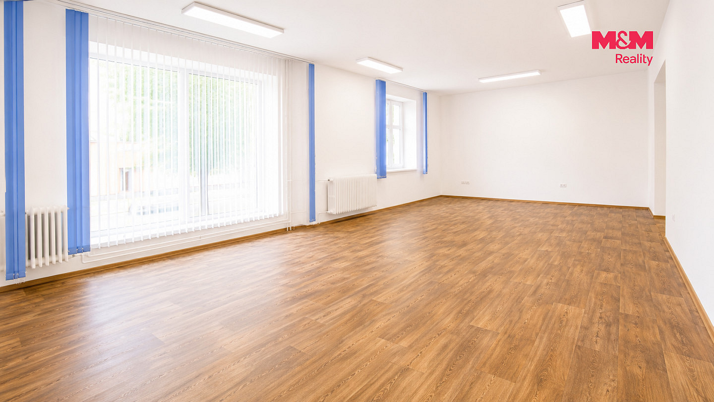 Pronájem kanceláře 99 m² – fotografie 3