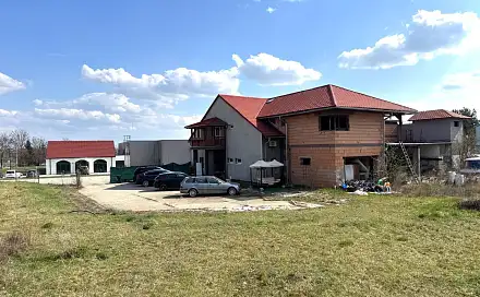 Prodej komerčního objektu (jiného typu) 329 m², Valtická, Mikulov, okres Břeclav