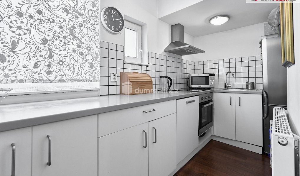 Prodej domu 100 m² s pozemkem 48 m², Ostrov – náhled fotky 6