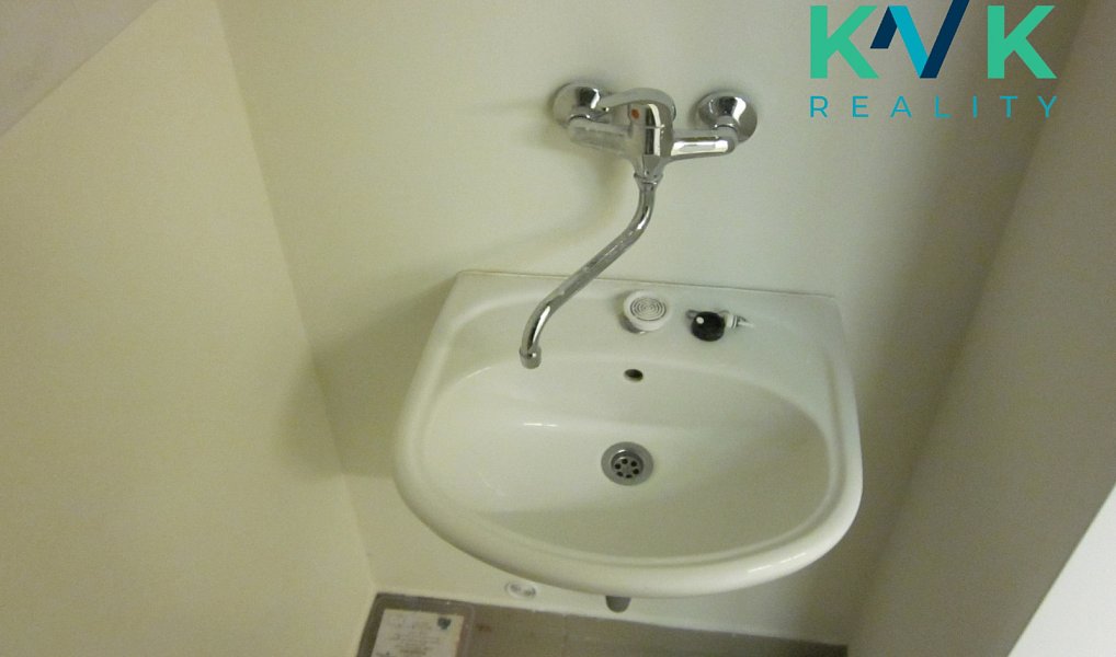 Pronájem obchodních prostor 20 m², Karlovy Vary – náhled fotky 14