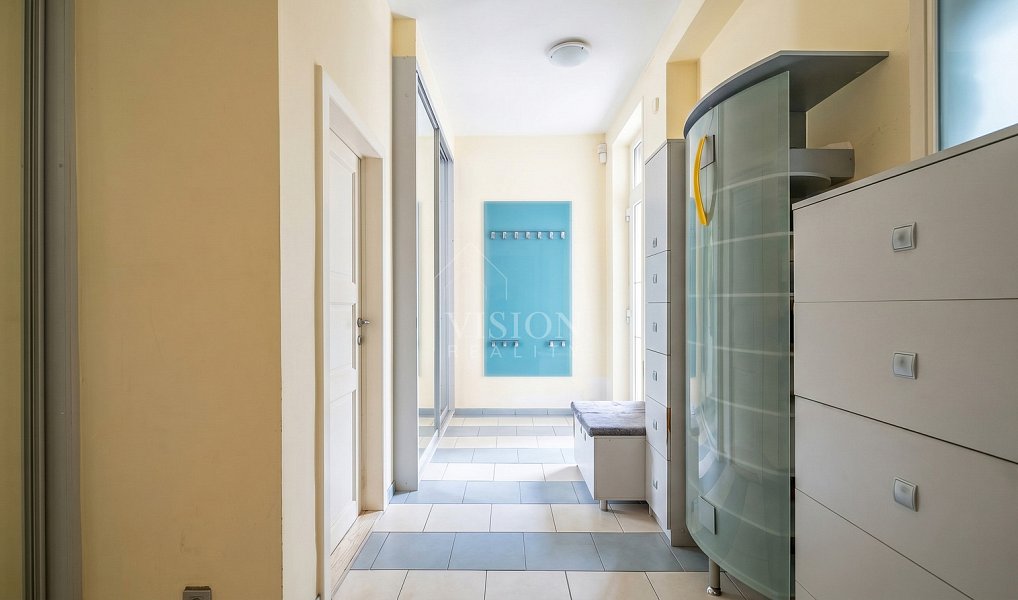 Prodej domu 227 m² s pozemkem 2 295 m², Přezletice – náhled fotky 5