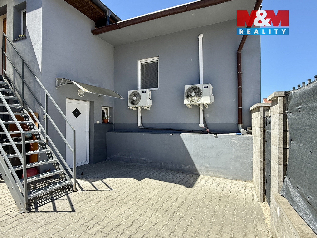 Pronájem komerčního objektu (jiného typu) 22 m² – pohled 4