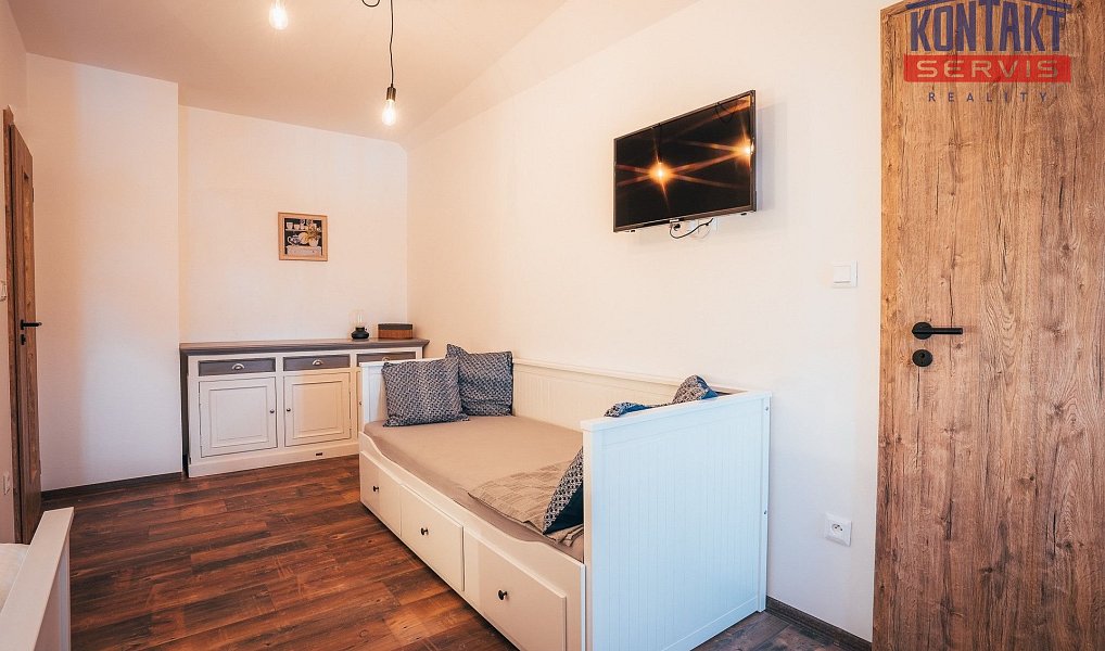 Pronájem chaty/chalupy 247 m² s pozemkem 1 065 m², Mojné – náhled fotky 17