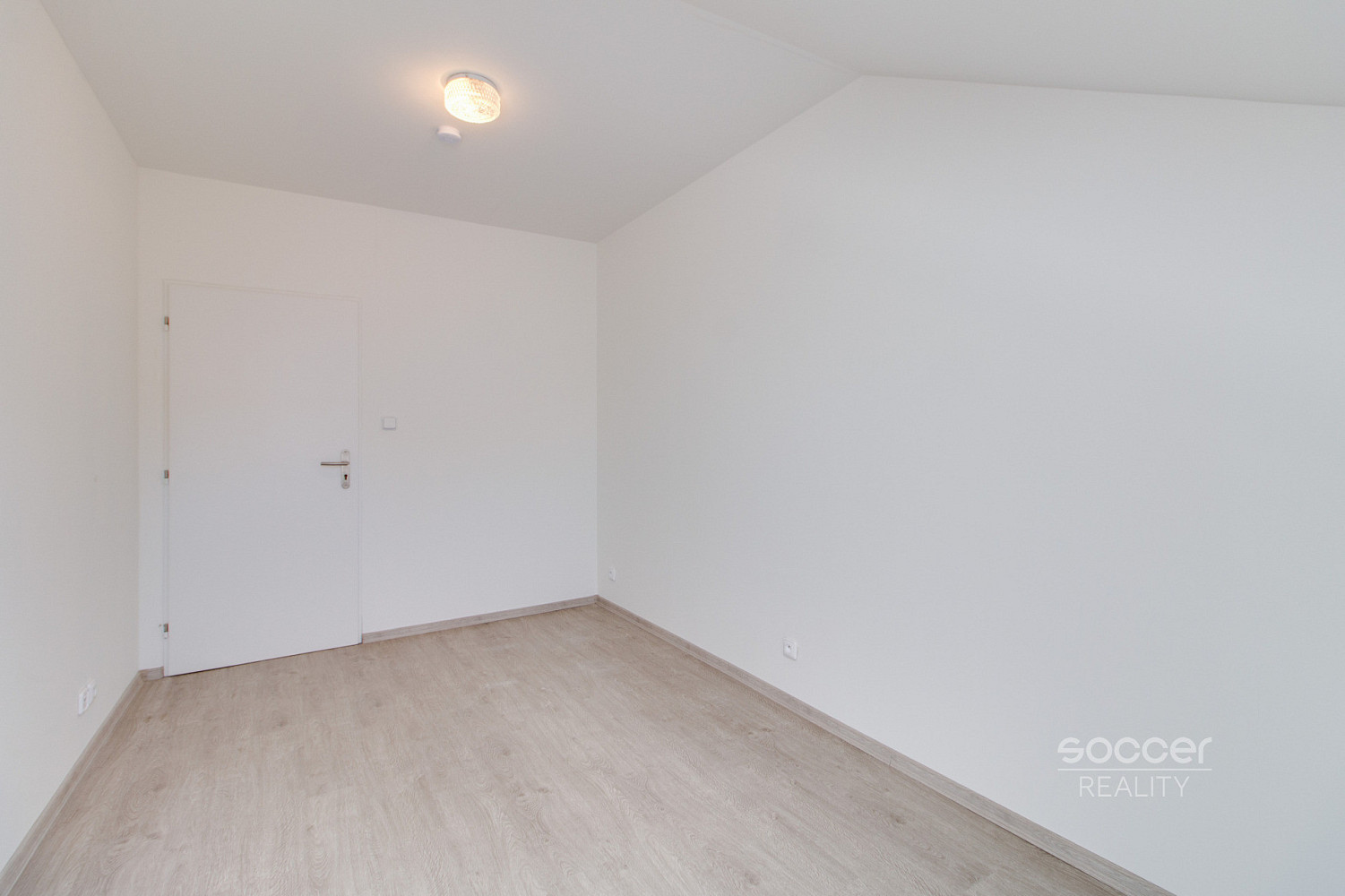 Pronájem bytu 2+kk 52 m² – fotografie 4