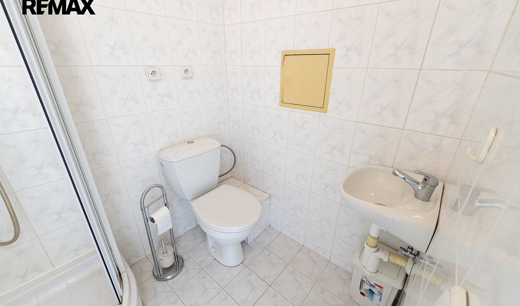 Prodej kanceláře 81 m², Vsetín – náhled fotky 10
