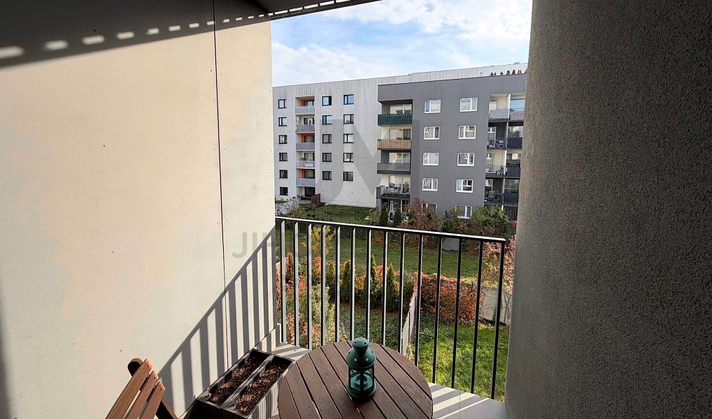 Pronájem bytu 1+kk 34 m², Praha – náhled fotky 8