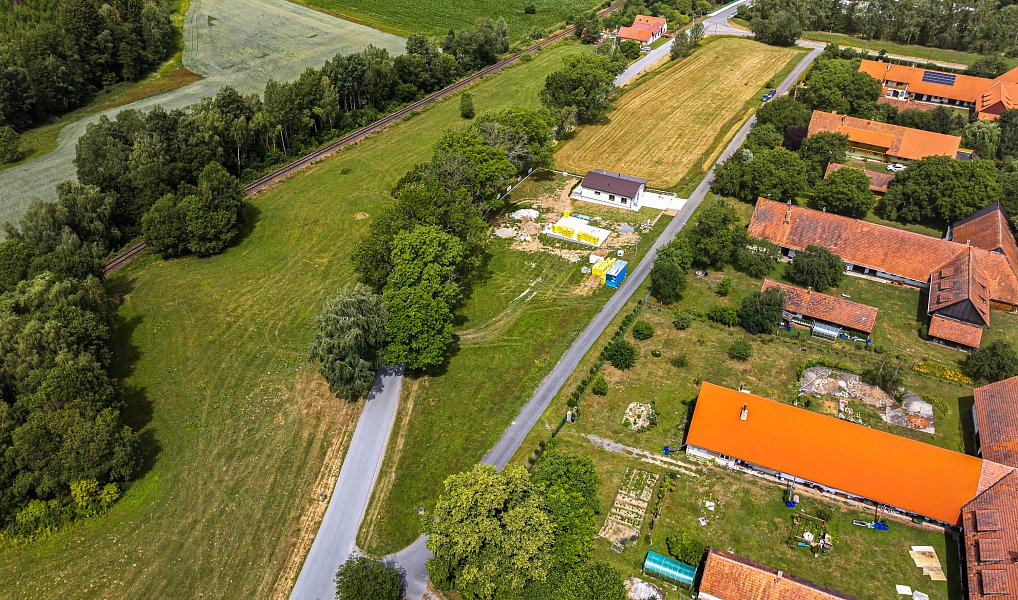 Prodej pozemku, 800 m², Pelhřimov, Leskovice