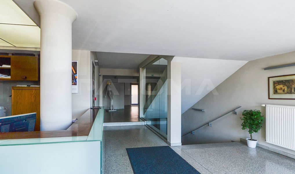 Pronájem kanceláře 94 m², Praha – náhled fotky 2