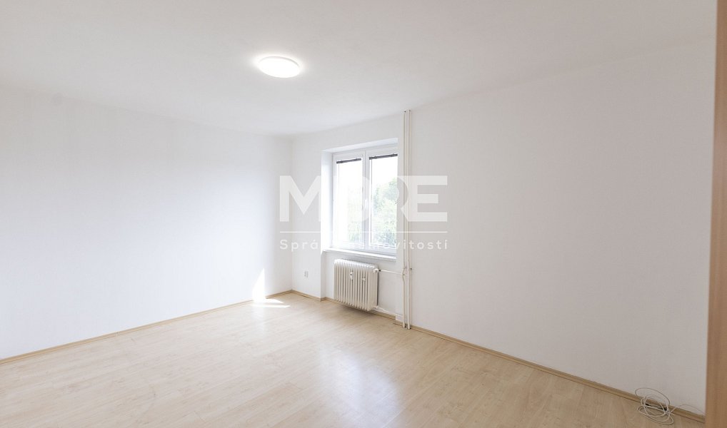 Pronájem bytu 2+1 52 m², Karviná – náhled fotky 2