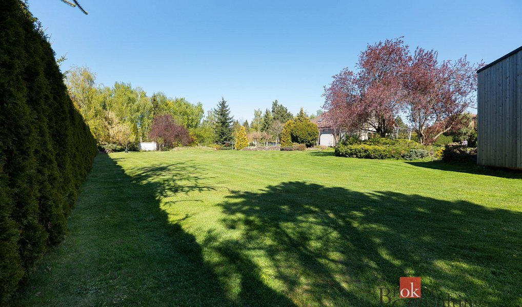 Prodej stavebního pozemku 1 306 m², Svojetice – náhled fotky 26