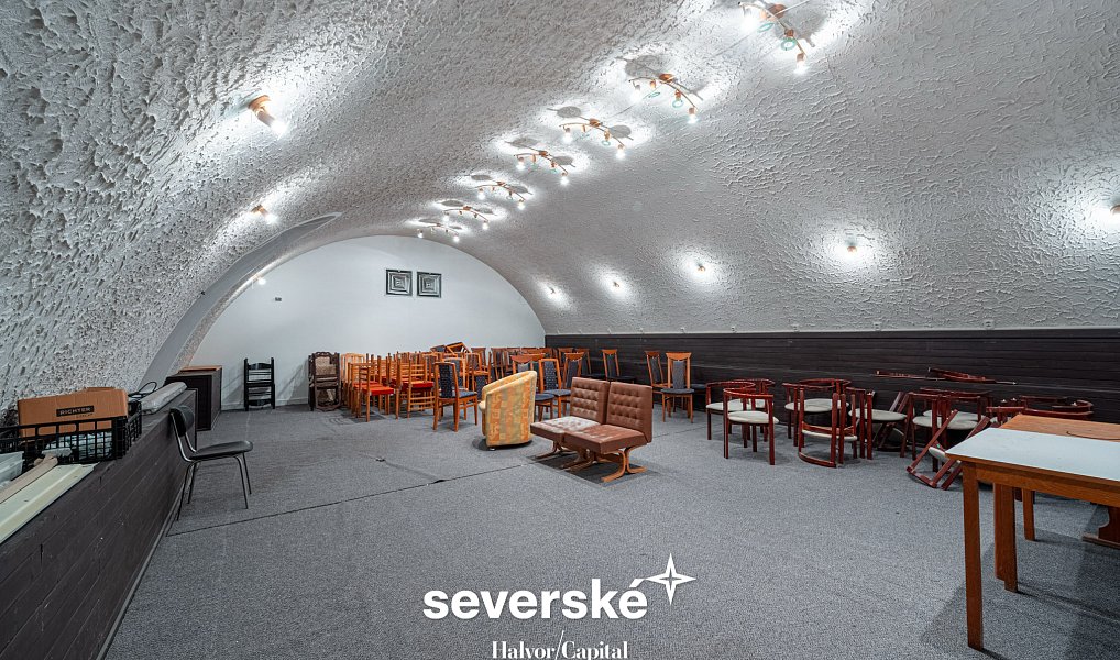 Prodej ubytovacího objektu 4 100 m², Lužice – náhled fotky 35