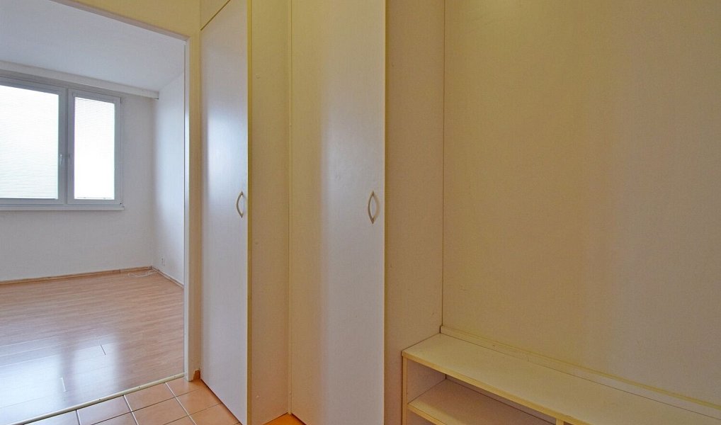 Pronájem bytu 1+kk 34 m², Praha – náhled fotky 8