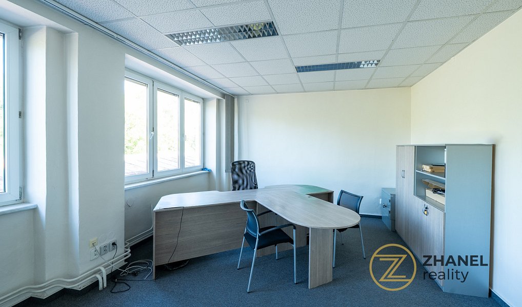 Pronájem kanceláře 44 m², Karviná – náhled fotky 2