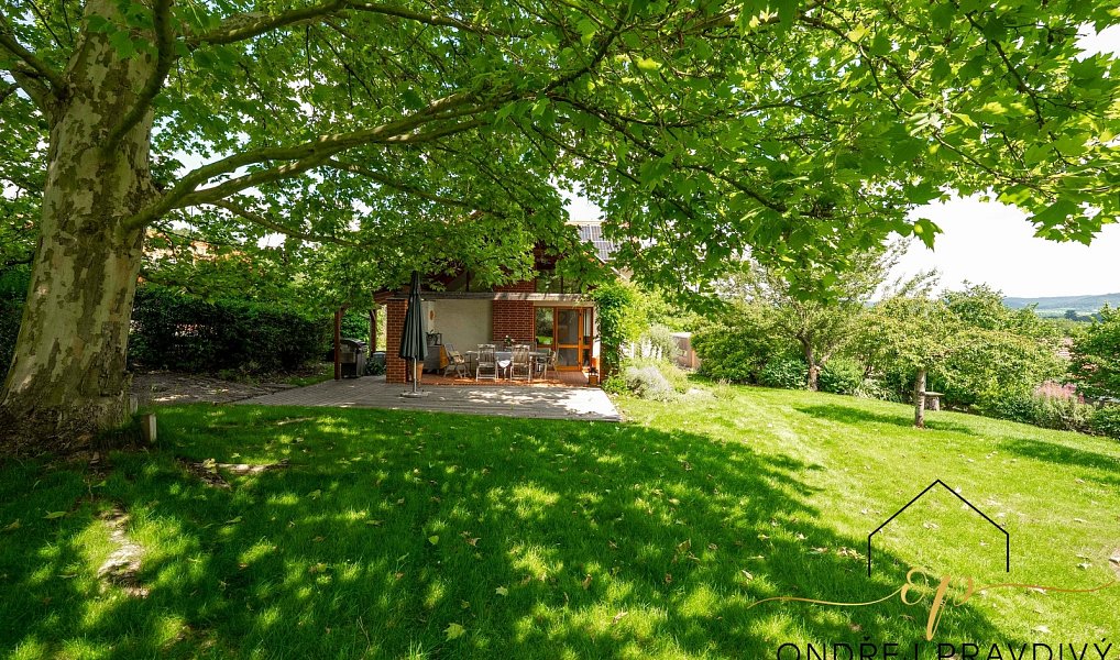 Prodej domu 237 m² s pozemkem 1 360 m², Liteň – náhled fotky 31