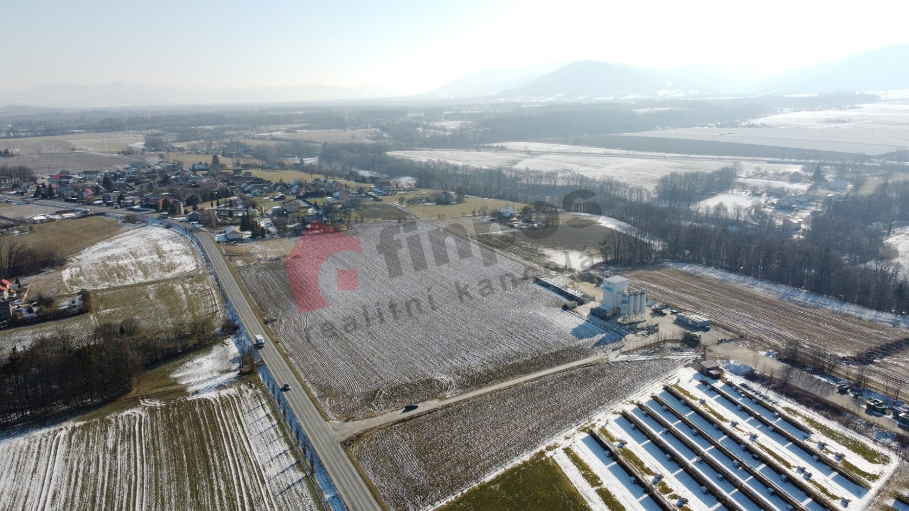 Prodej komerčního pozemku 13 358 m²