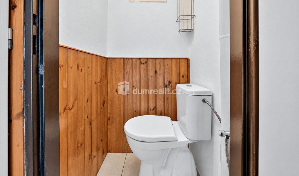 Prodej domu 743 m² s pozemkem 743 m², Mšecké Žehrovice – náhled fotky 6
