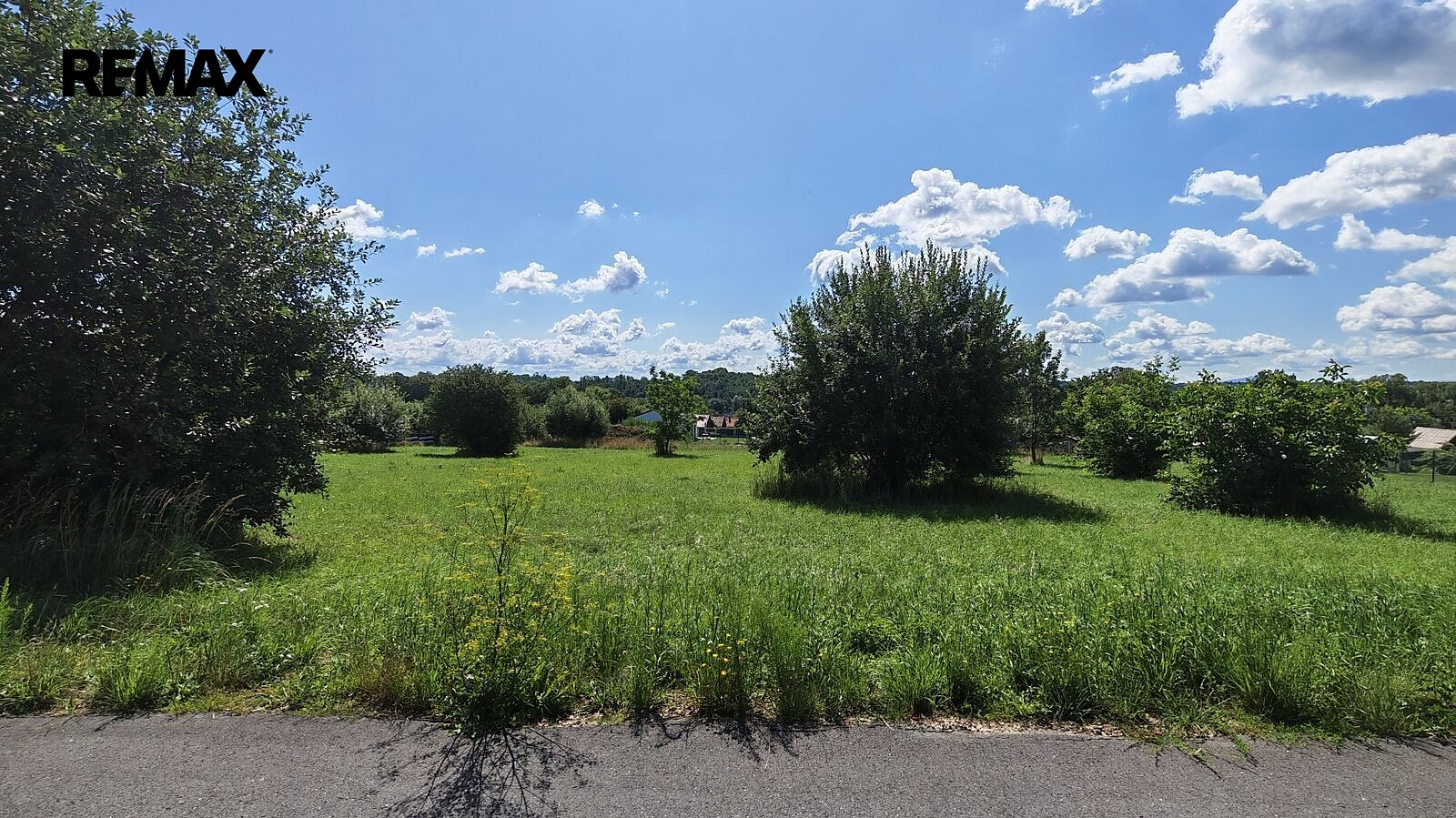 Prodej stavebního pozemku 771 m² – fotografie 4