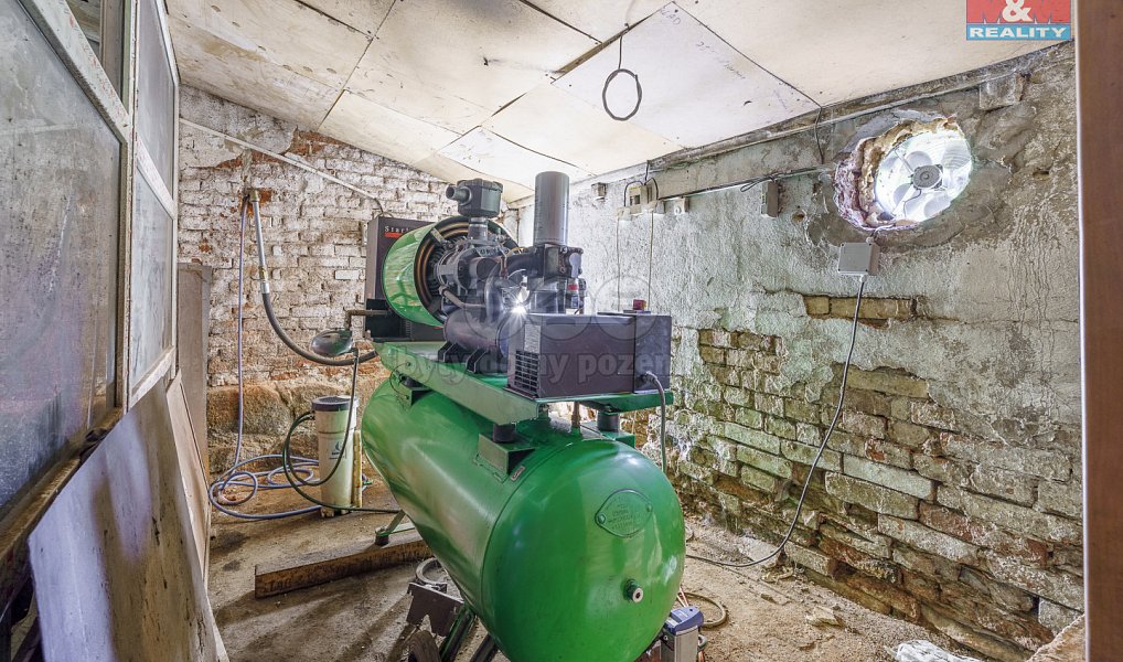 Prodej výrobních prostor 2 100 m², Karlovy Vary – náhled fotky 23
