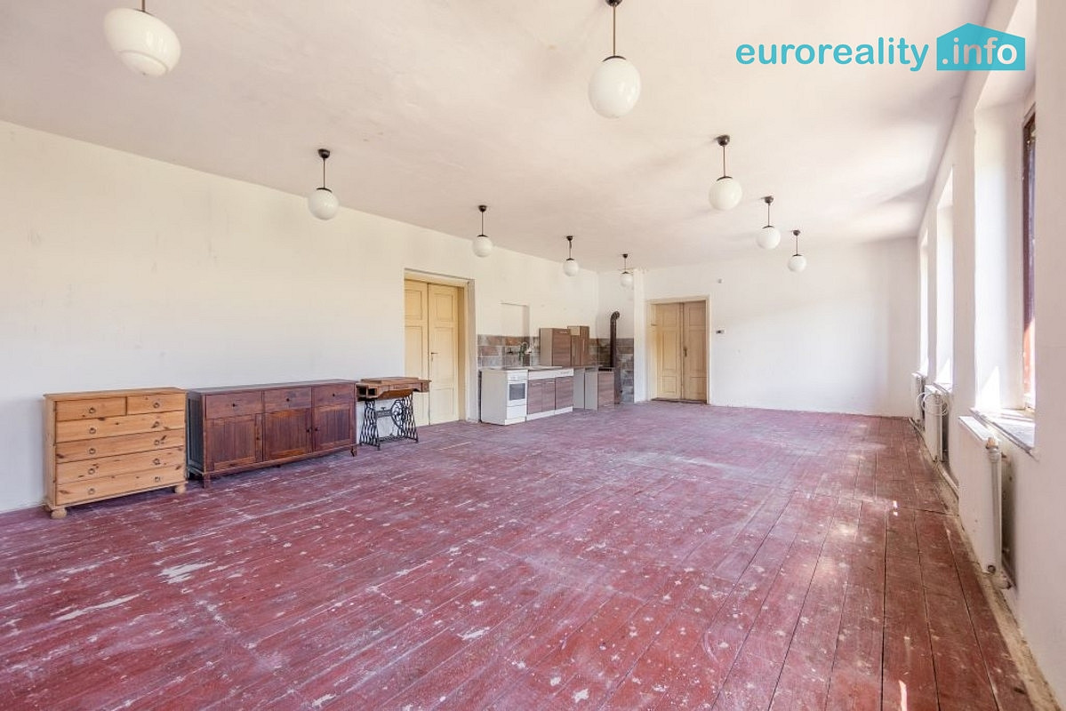 Prodej domu 290 m² s pozemkem 603 m² — photo 2