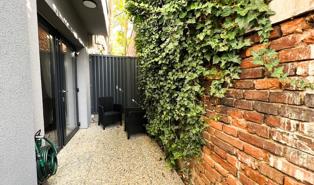 Pronájem bytu 1+kk 18 m², Hostivice – náhled fotky 3