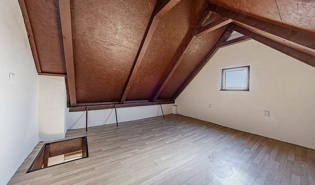 Prodej domu 35 m² s pozemkem 2 544 m², Kunovice – náhled fotky 4