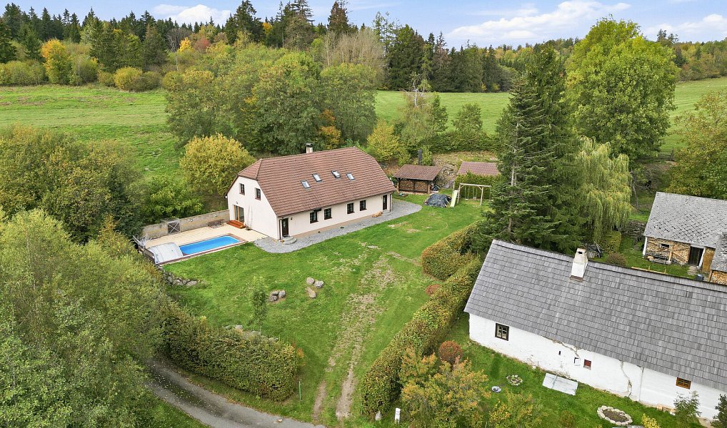 Prodej domu 298 m² s pozemkem 3 864 m², Nadějkov – náhled fotky 3