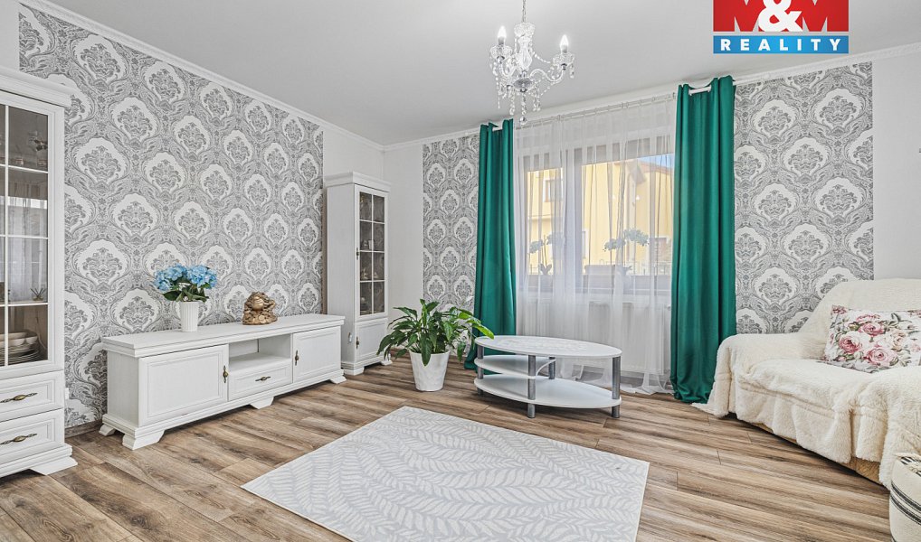 Prodej domu 195 m² s pozemkem 930 m², Kosořice – náhled fotky 2