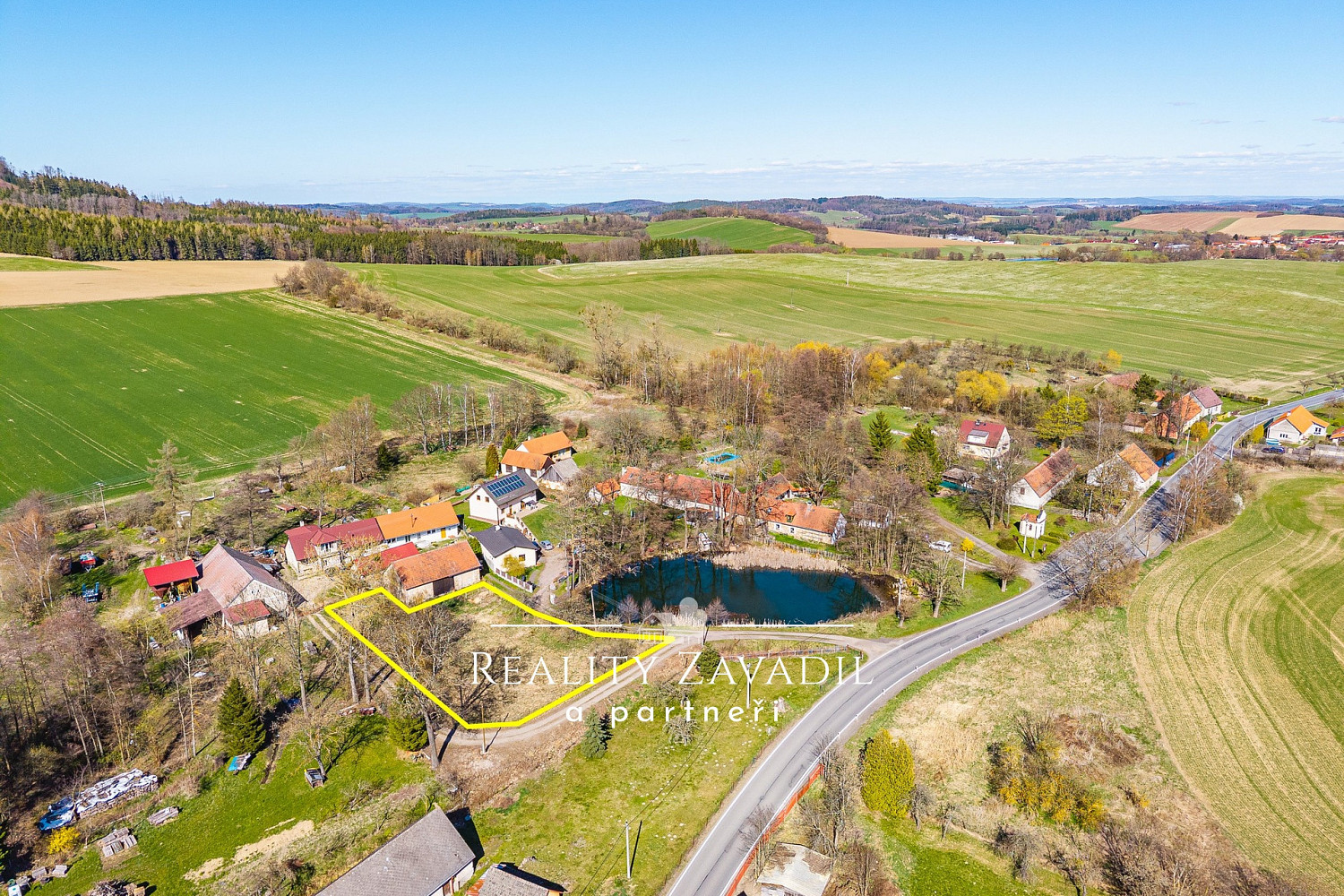 Prodej stavebního pozemku 1 230 m² – fotografie 2