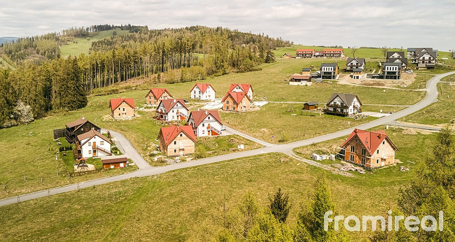 Prodej stavebního pozemku 949 m² — photo 2