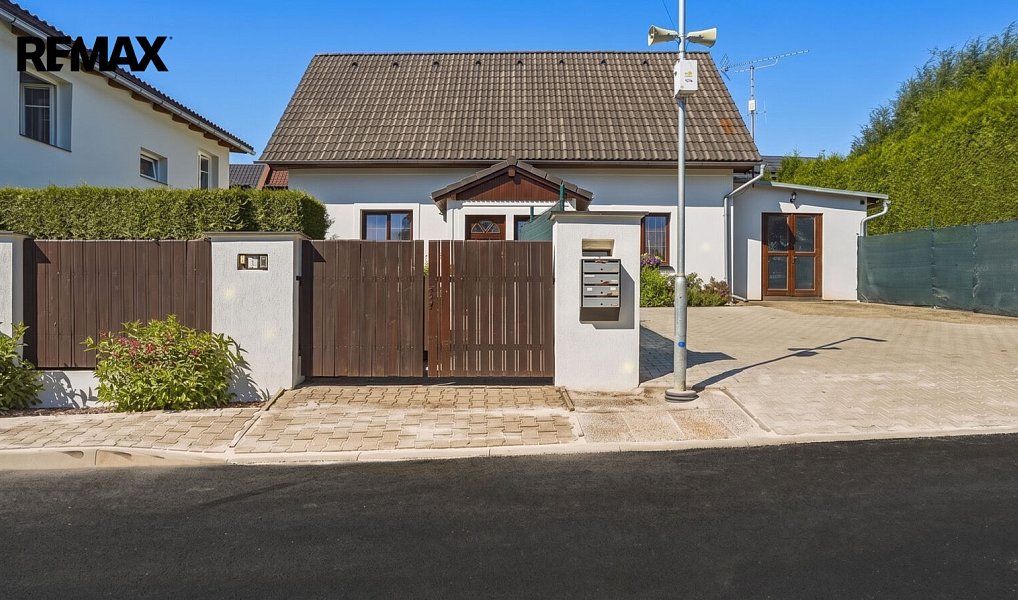 Prodej domu 298 m² s pozemkem 654 m², Nový Bor – náhled fotky 4