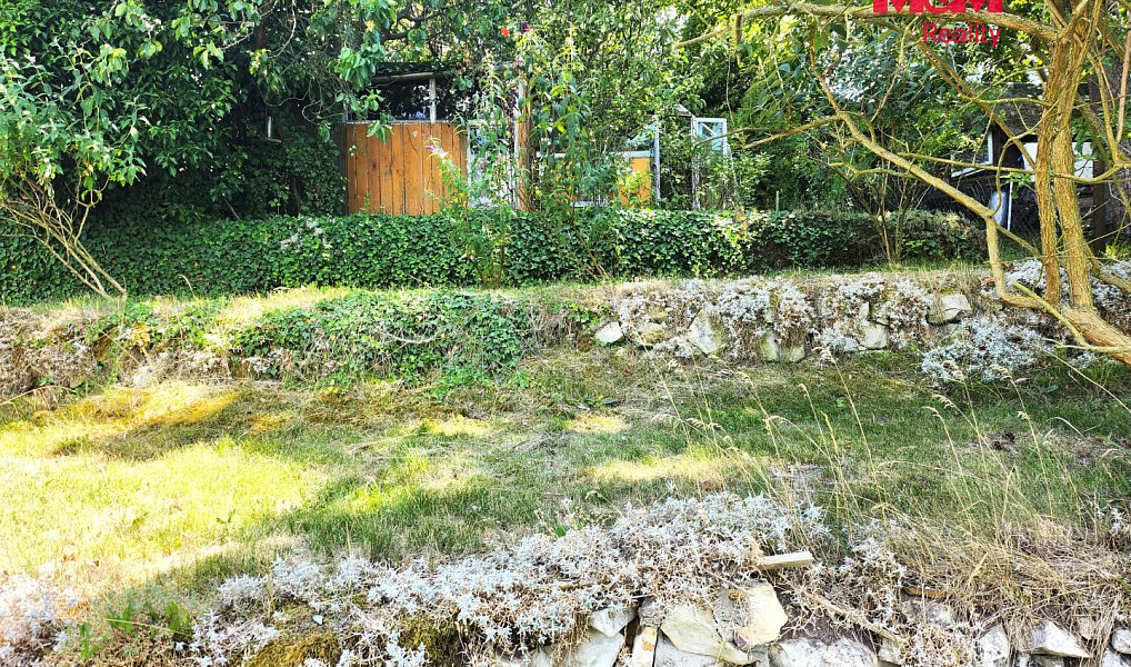 Prodej zahrady 605 m², Líšťany – náhled fotky 11