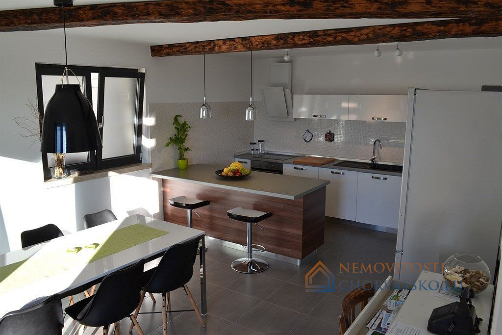 Prodej domu 145 m² s pozemkem 145 m² - Więcej