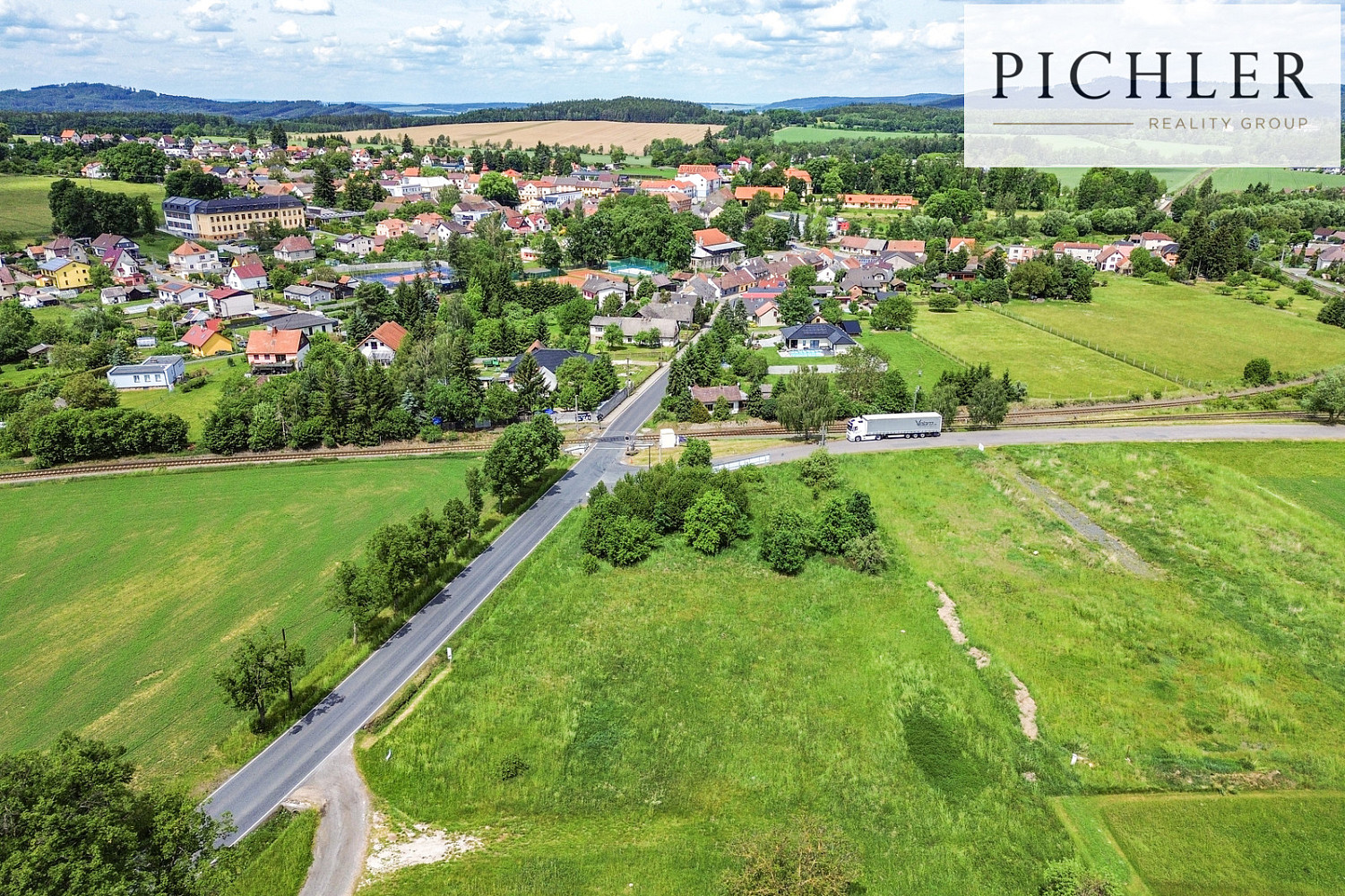 Prodej stavebního pozemku 2 195 m² — photo 3