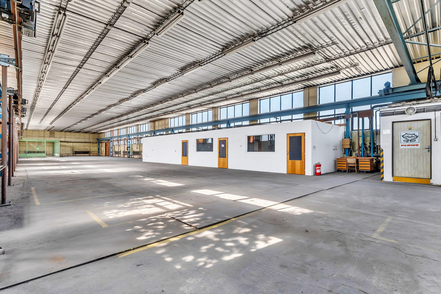 Pronájem skladovacích prostor 1 000 m² – fotografie 5