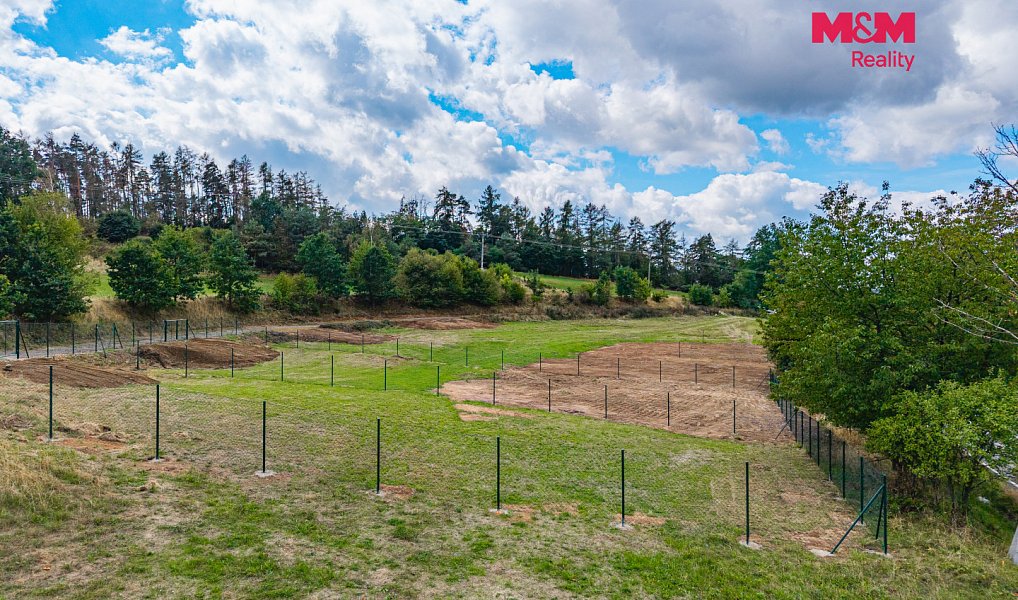 Prodej stavebního pozemku 1 041 m², Milešov – náhled fotky 11