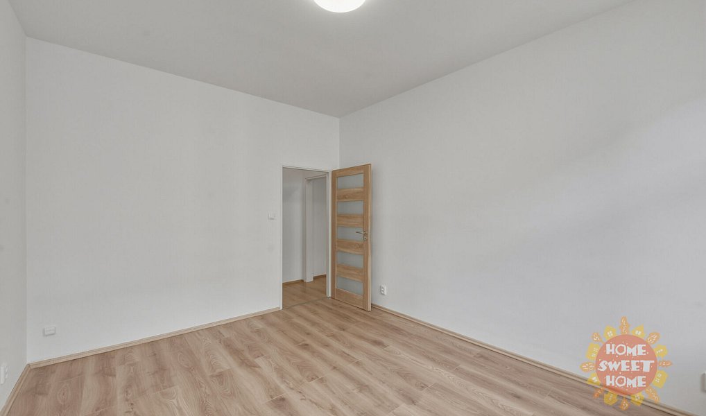 Pronájem bytu 2+kk 38 m², Praha – náhled fotky 5