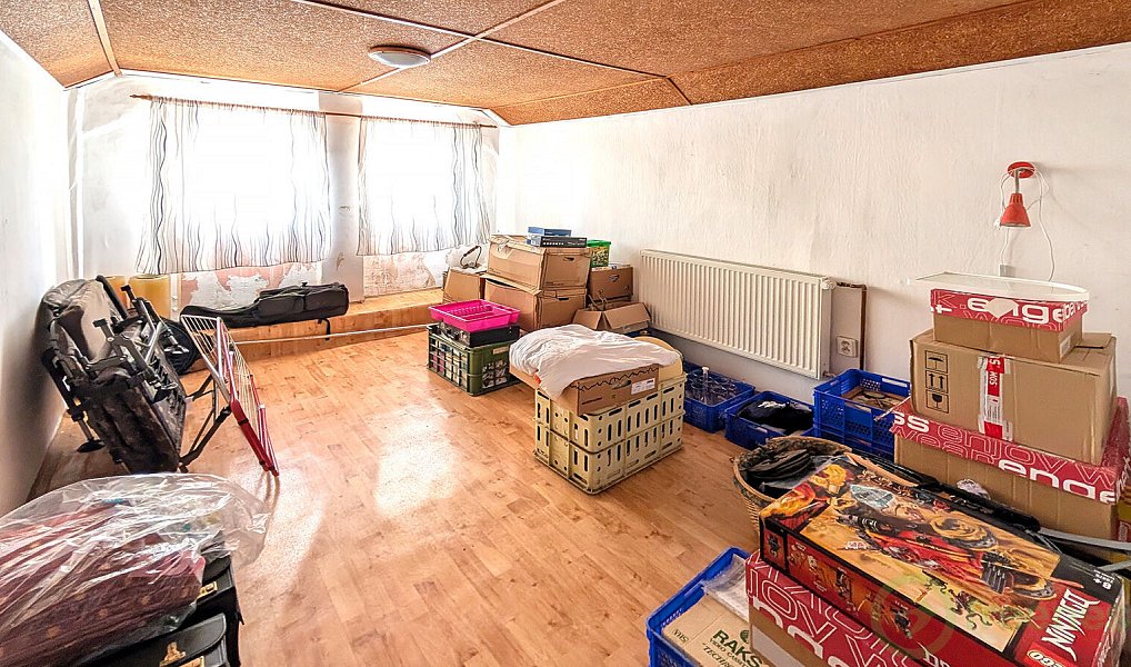 Prodej domu 216 m² s pozemkem 2 040 m², Dobřenice – náhled fotky 24