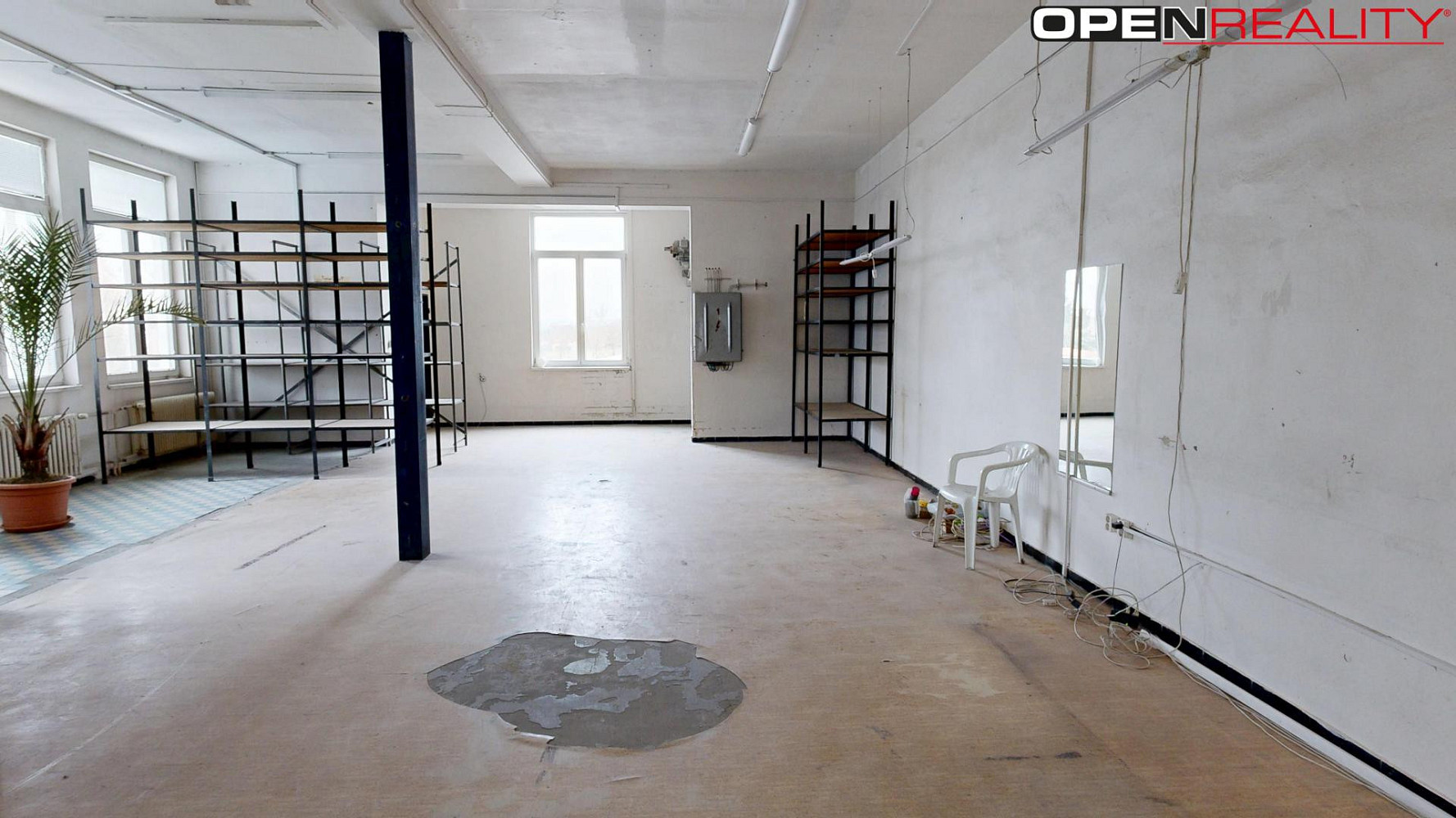 Prodej komerčního objektu (jiného typu) 420 m² – fotografie 5