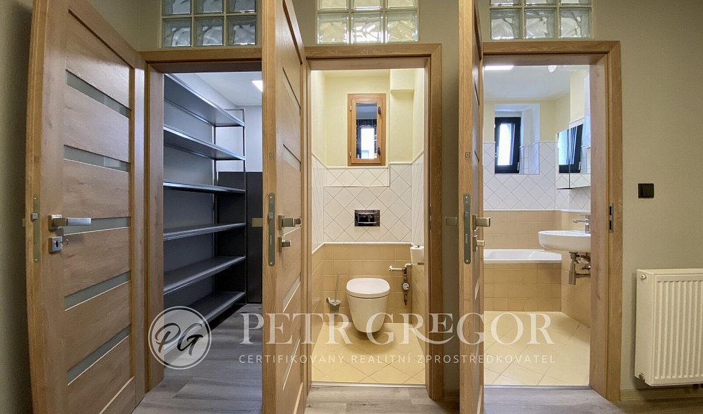 Pronájem bytu 1+kk 35 m², Poděbrady – náhled fotky 3