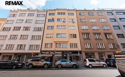 Prodej bytu 1+kk 29 m², Františka Křížka, Praha 7 - Holešovice