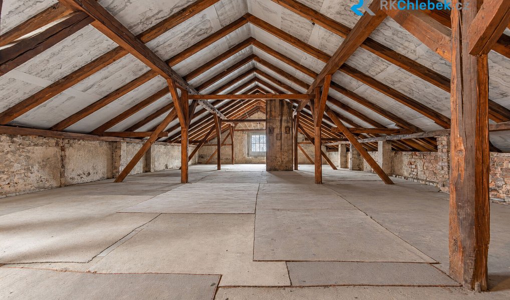 Prodej domu 150 m² s pozemkem 389 m², Velké Hoštice – náhled fotky 25