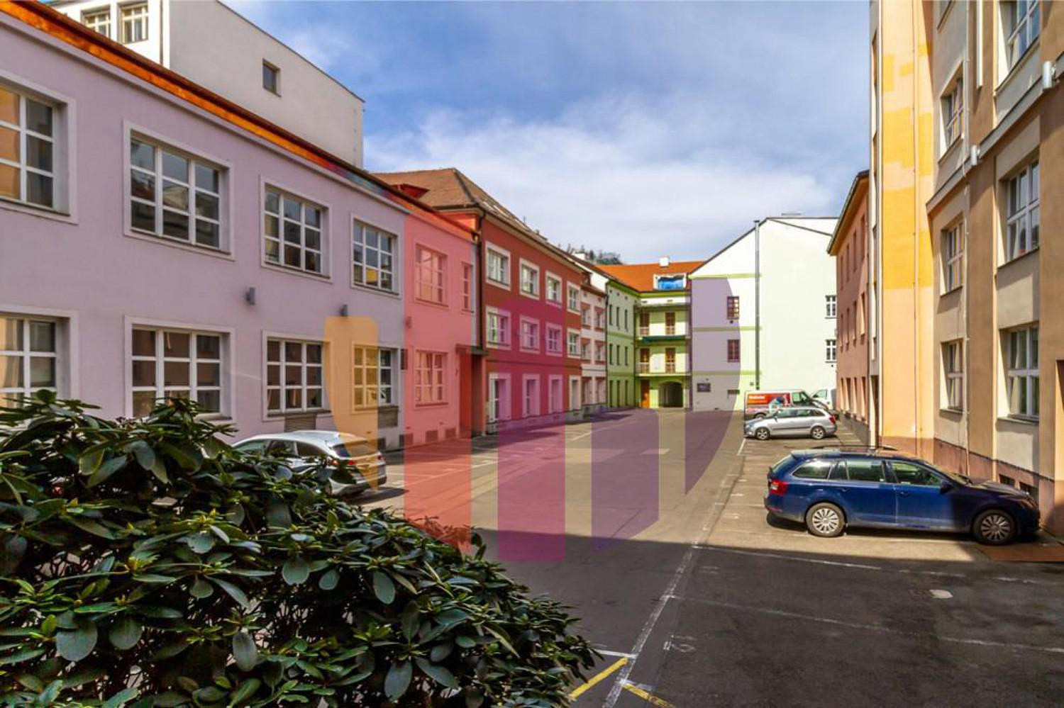 Pronájem kanceláře 120 m²