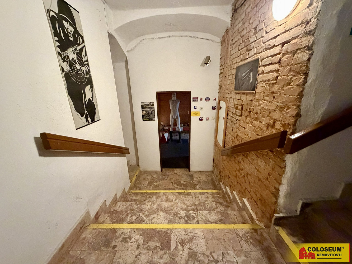 Pronájem komerčního objektu (jiného typu) 150 m² – fotografie 5