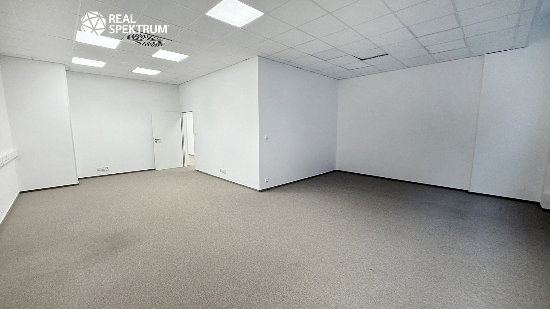 Pronájem klimatizovaného kancelářského celku 148 m², ulice Šumavská, Brno – pohled 2