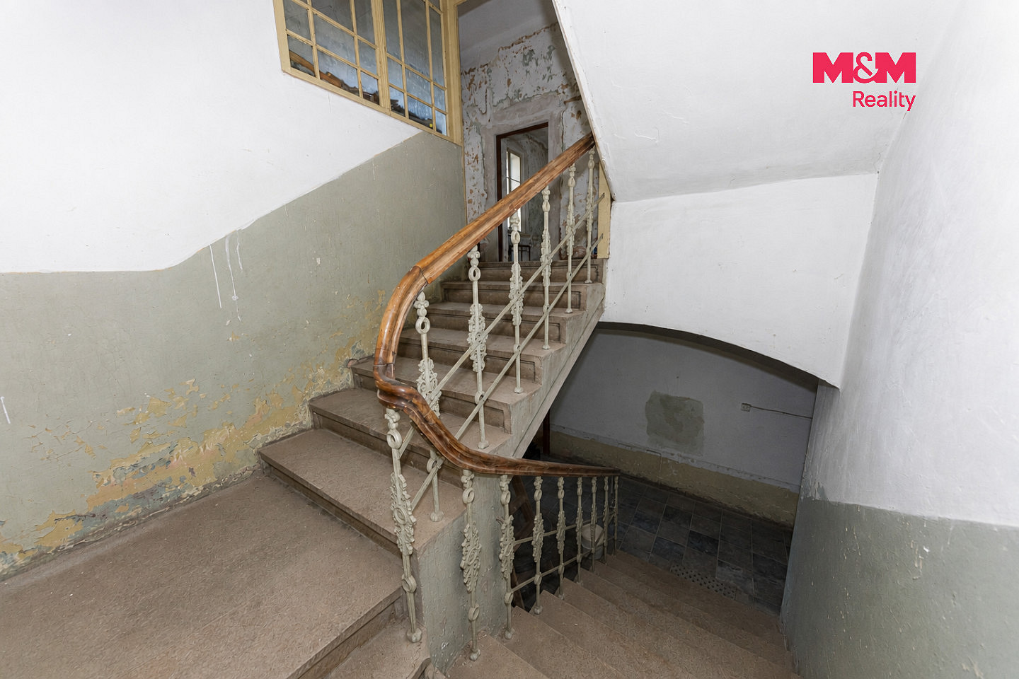 Prodej domu 267 m² s pozemkem 895 m² – fotografie 2