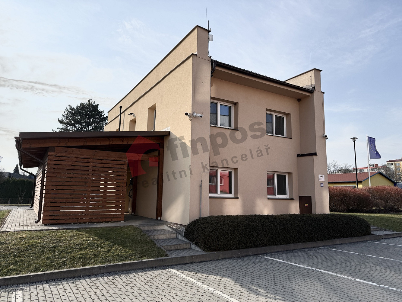 Pronájem kanceláře 120 m²