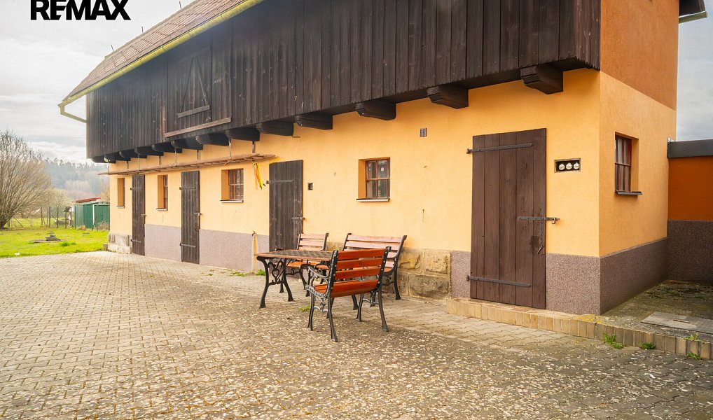 Prodej domu 177 m² s pozemkem 5 895 m², Hrubá Skála – náhled fotky 36